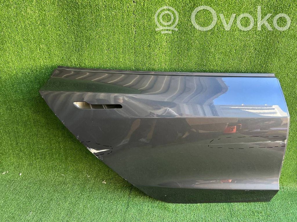 Tesla Model 3 Takaovi 