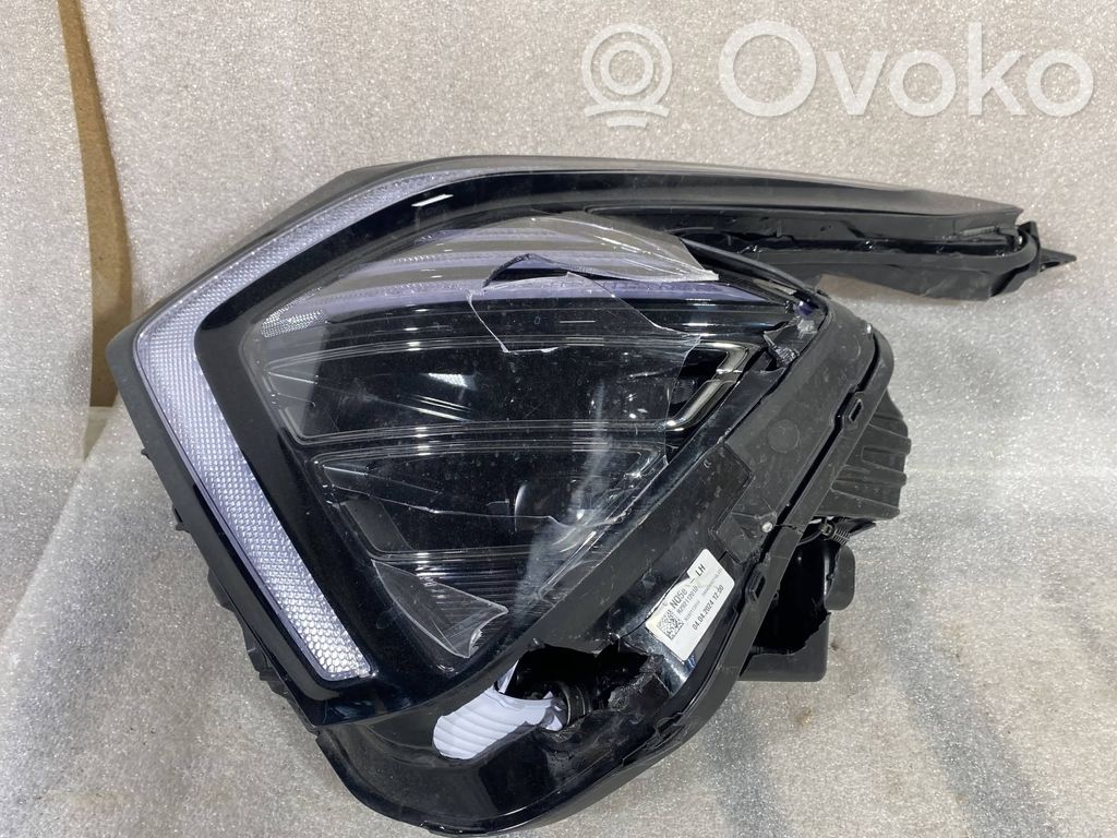KIA Sportage Lampa przednia 