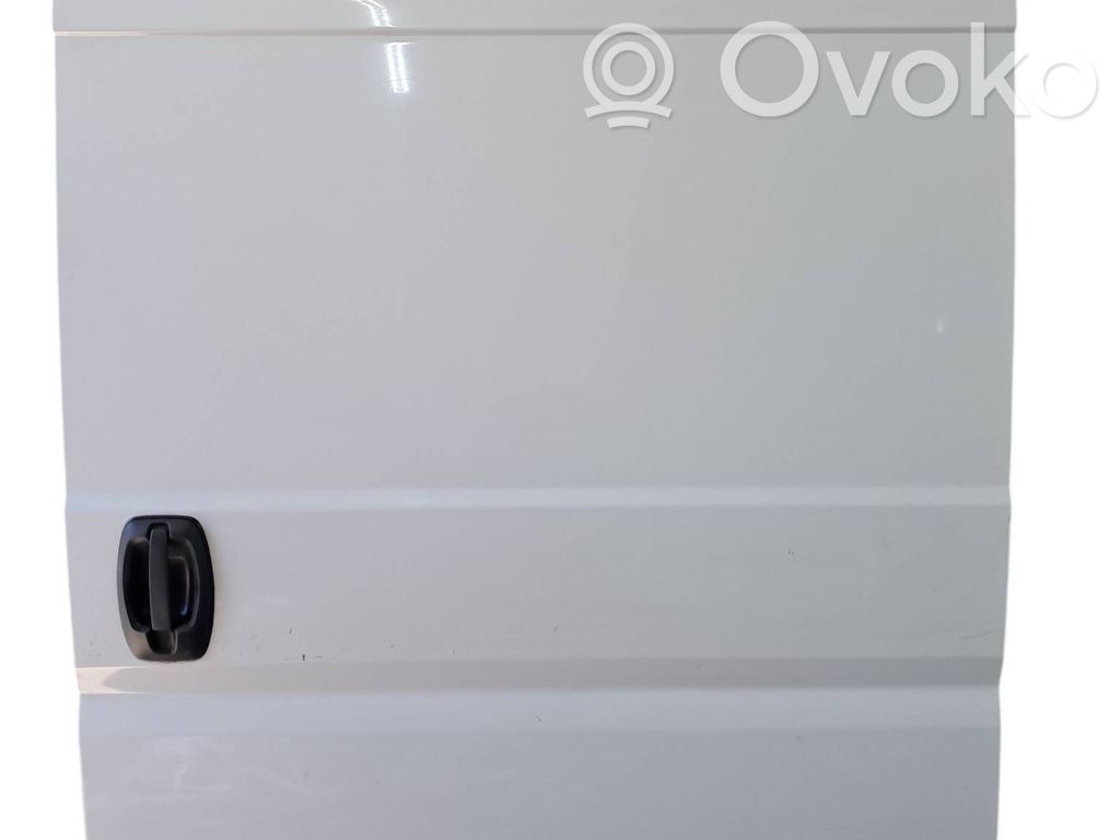 Side sliding door