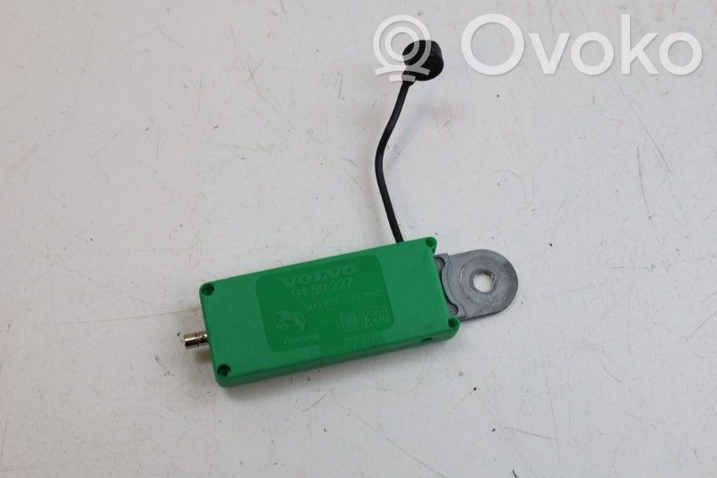 Volvo V70 Antenos stiprintuvas 