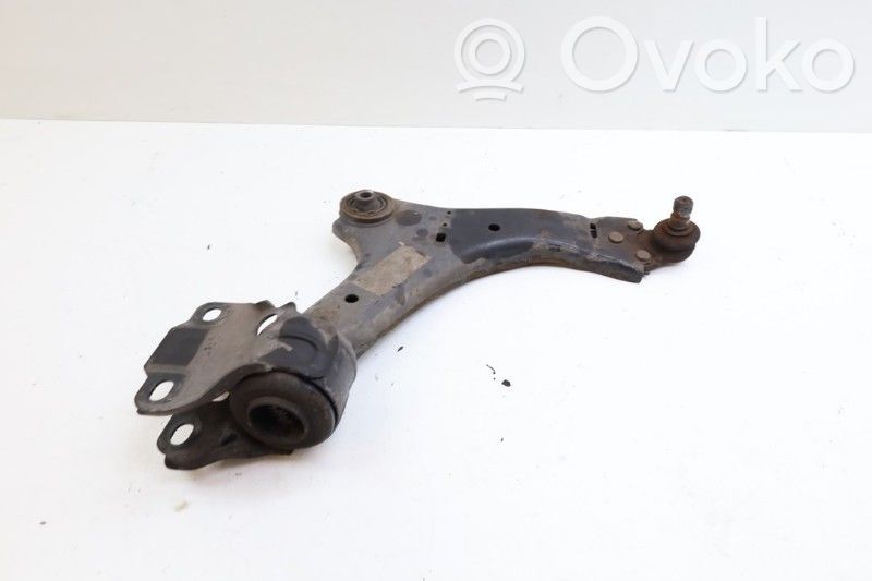 Volvo XC70 Braccio di controllo sospensione anteriore 