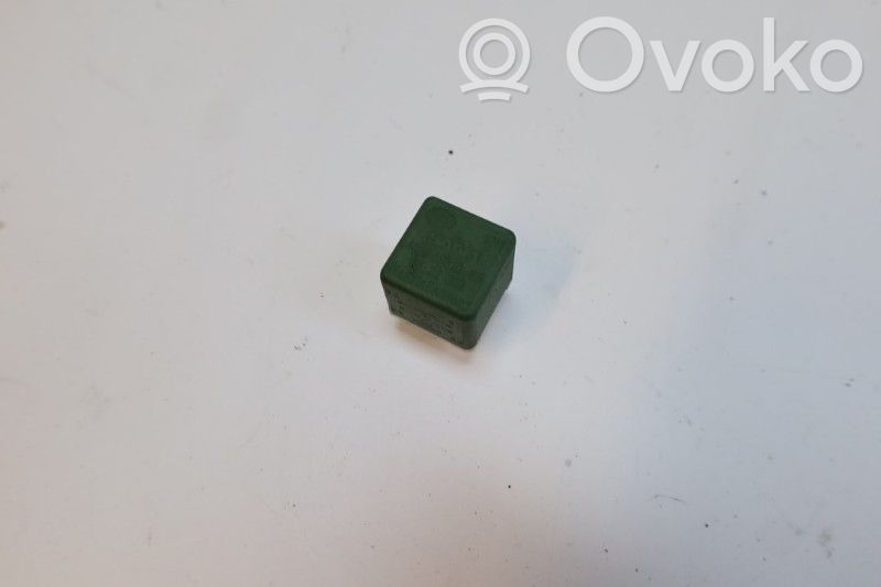 Otros relés   8522310,22200031,22200031,8522310
