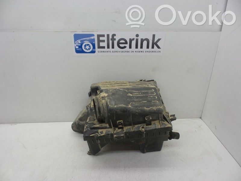 Air filter box