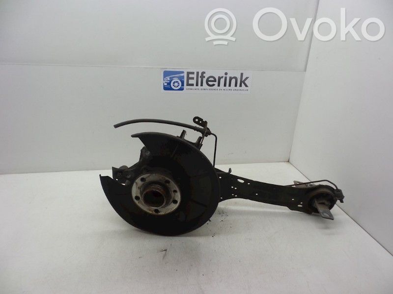 Volvo V60 Achsschenkel hinten 