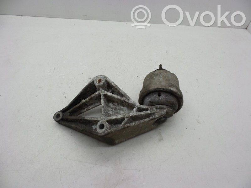 Engine mount bracket   9224052,90497969,90497969,9224052