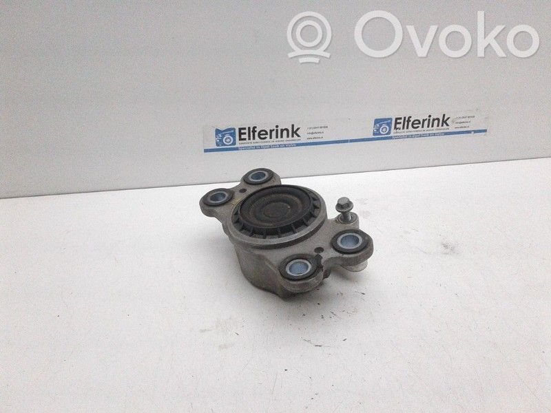 Engine mount bracket   31262710,31262710
