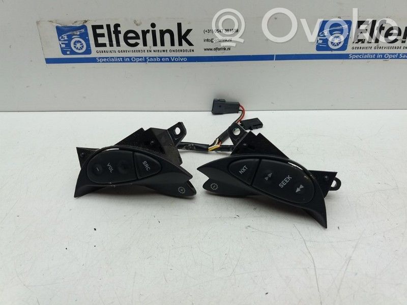 Saab 9-5 Steering wheel buttons/switches 