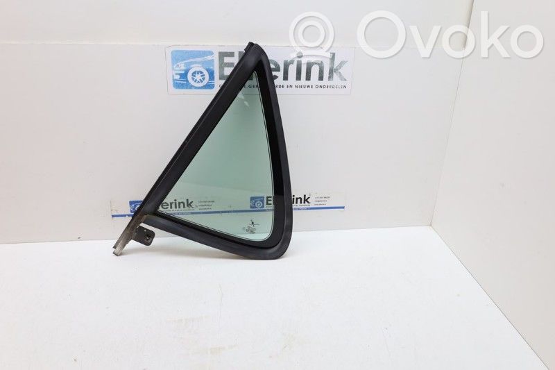 Rear side window   5186390,12841675,12841675,5186390