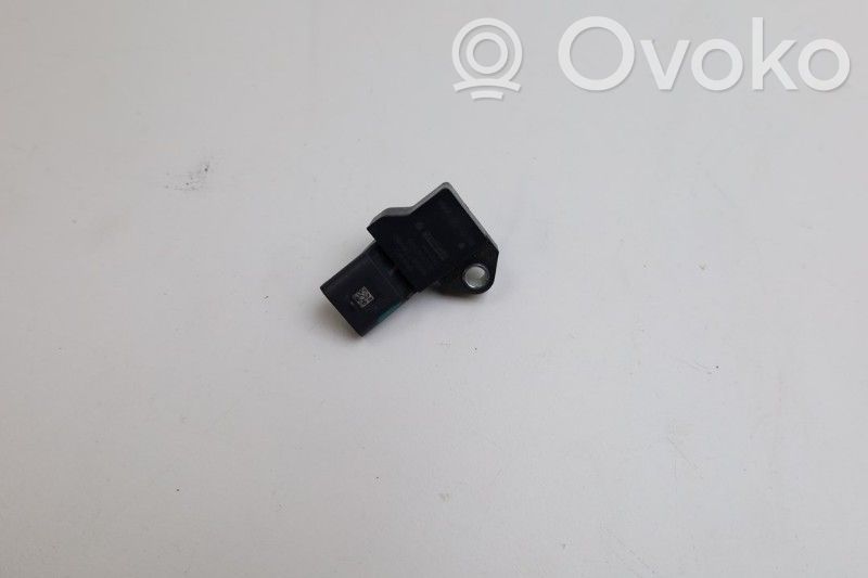 Lynk & co 01 Kitas daviklis 