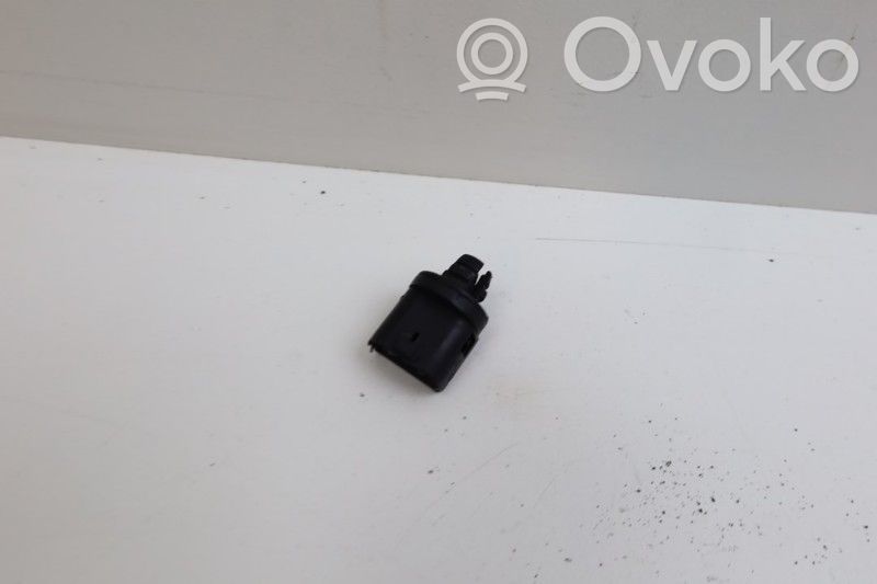 Volvo S70  V70  V70 XC Outside/exterior temperature sensor 