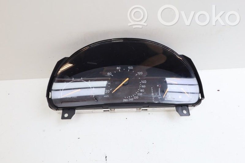 Saab 9-5 Spidometras (prietaisų skydelis) 