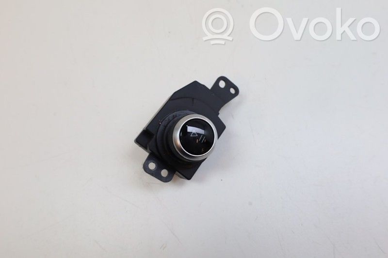 Lynk & co 01 Interruptor de control del ordenador de a bordo 
