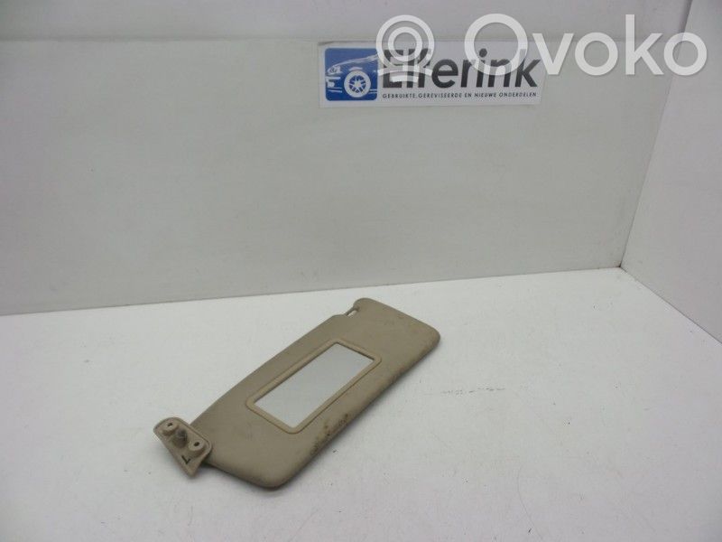 Sun visor