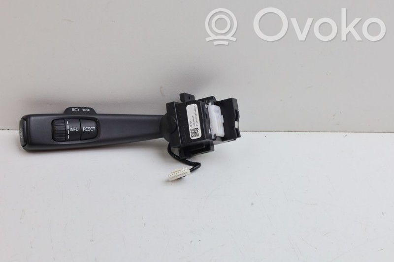 Indicator stalk   31334647,31327904,31334647
