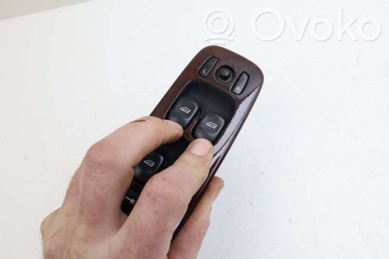 Volvo XC90 Interruttore di controllo dell’alzacristalli elettrico 