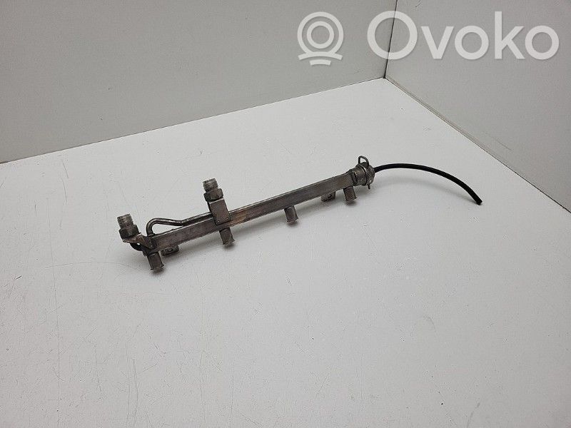 Saab 9-3 Ver2 Listwa wtryskowa 