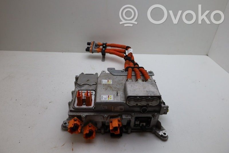 Inversor/convertidor de voltaje   32335134,32335134