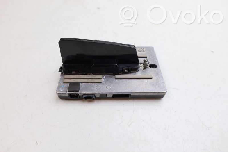 Volvo XC40 Radion antenni 