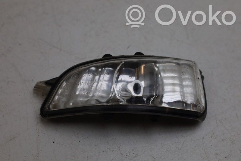 Volvo V70 Mirror indicator light 