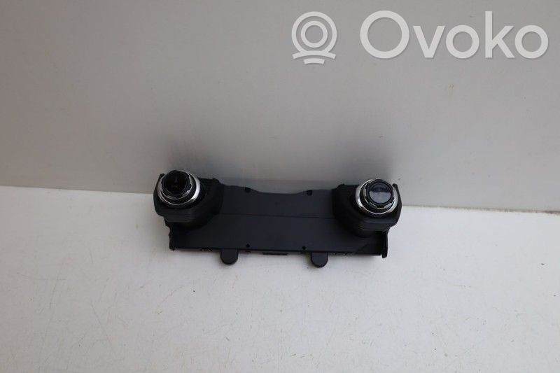 Lynk & co 01 Climate control unit 