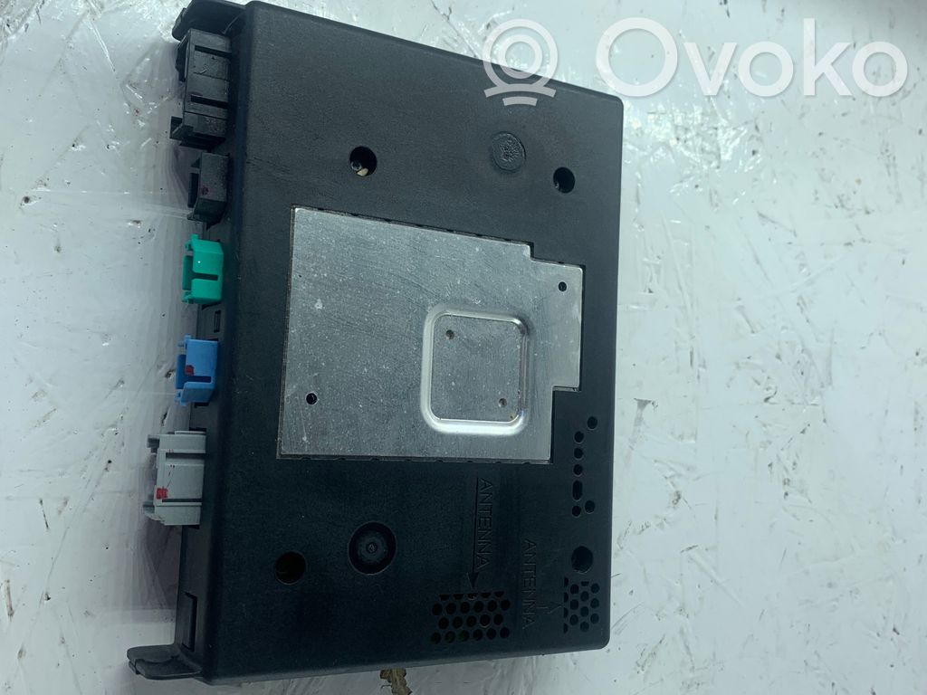 Chevrolet Camaro GPS navigation control unit/module 