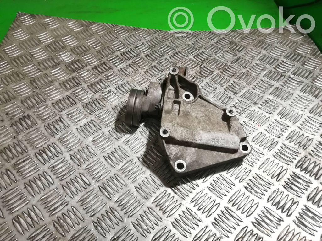 Opel Astra H A/C compressor mount bracket 