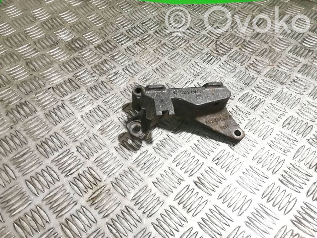Engine mounting bracket   13191051