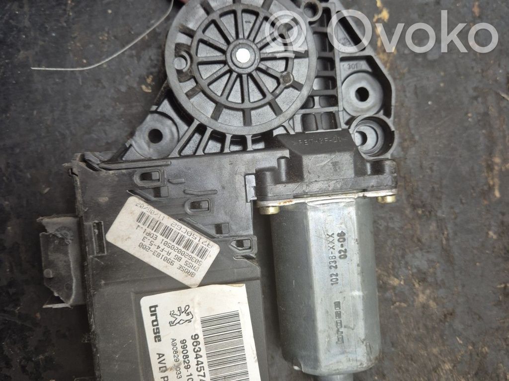 Peugeot 307 Silnik regulatora szyby drzwi przednich 