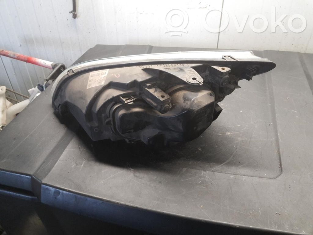 Headlight/headlamp   1480979