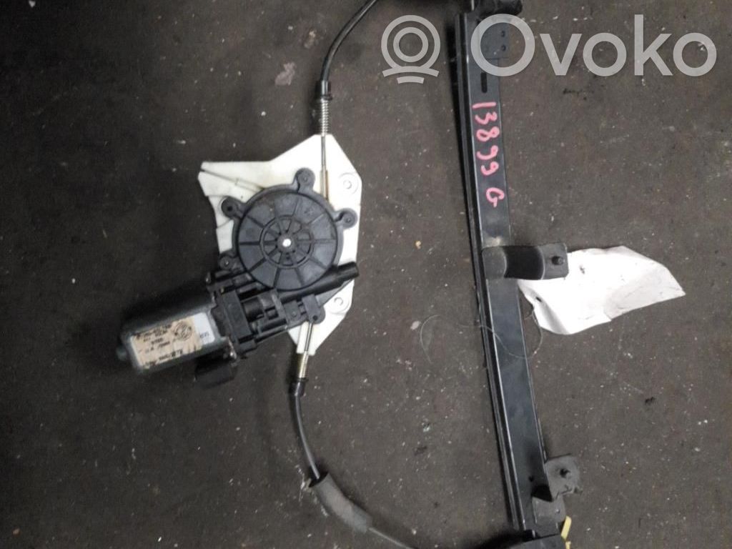 Alfa Romeo 156 Macara ușă față cu motor 
