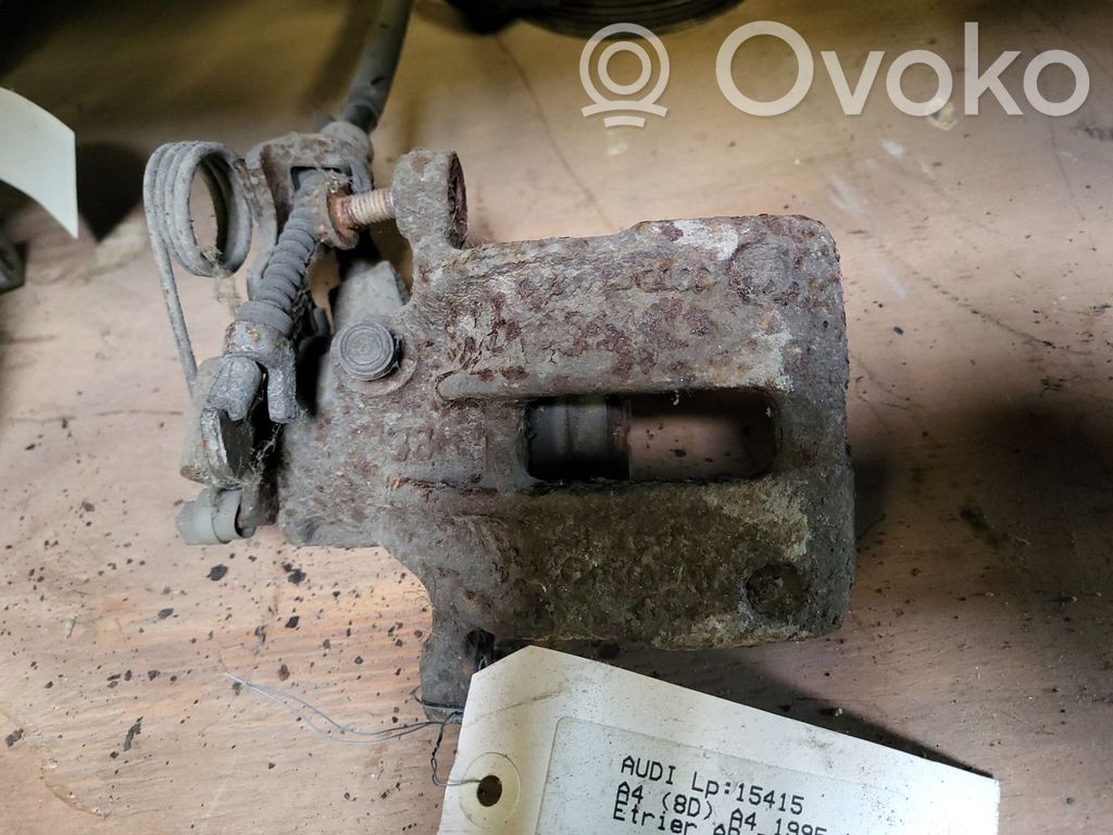 Audi A4 S4 B5 8D Задний суппорт 