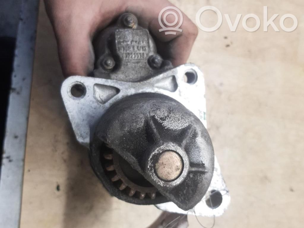 Motor de arranque   1416226,252084