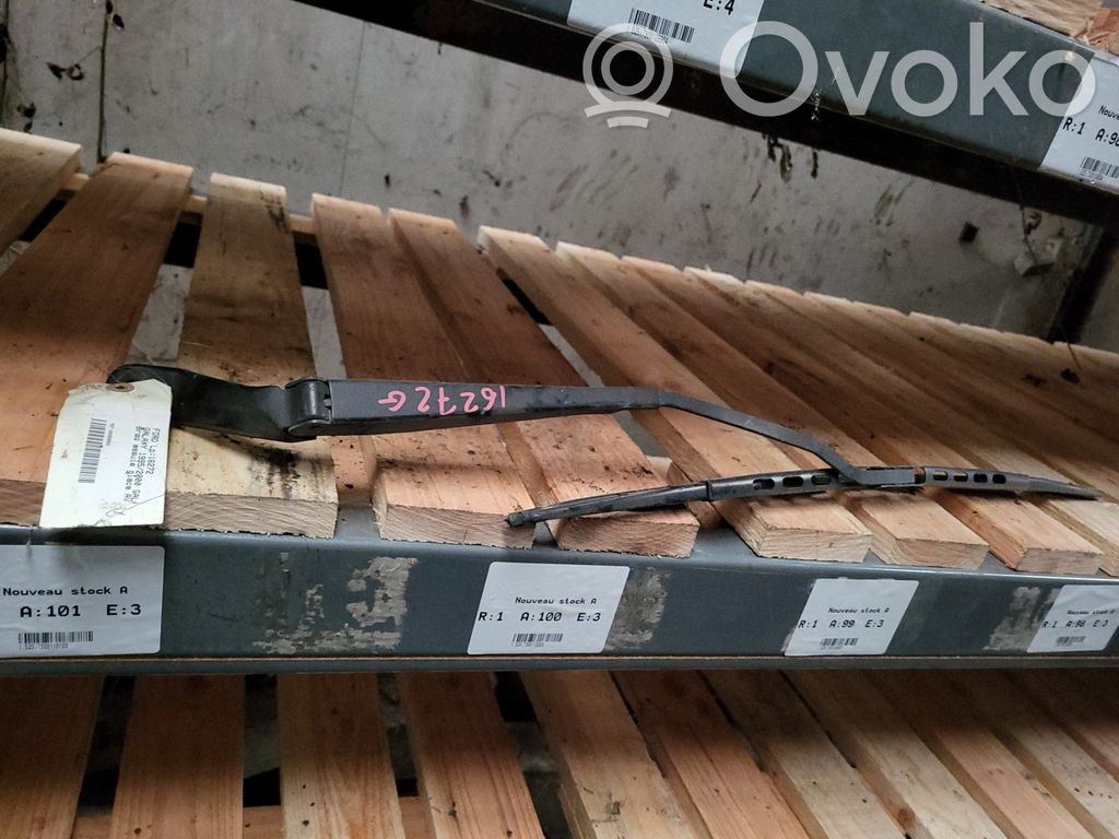 Ford Galaxy Front wiper blade arm 