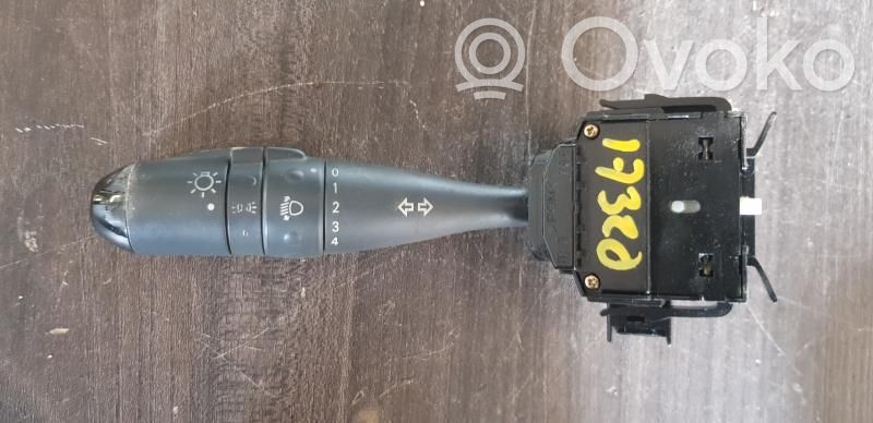 Smart ForFour I Indicator stalk 