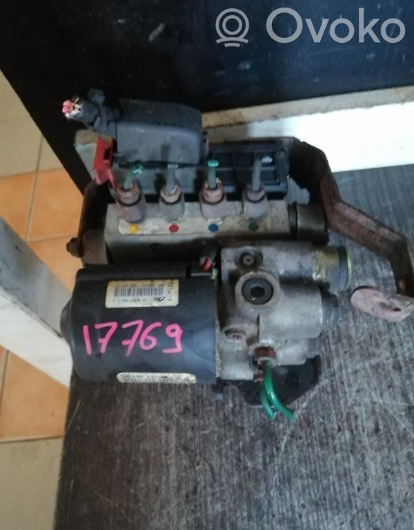 Renault Megane I Bomba de ABS 