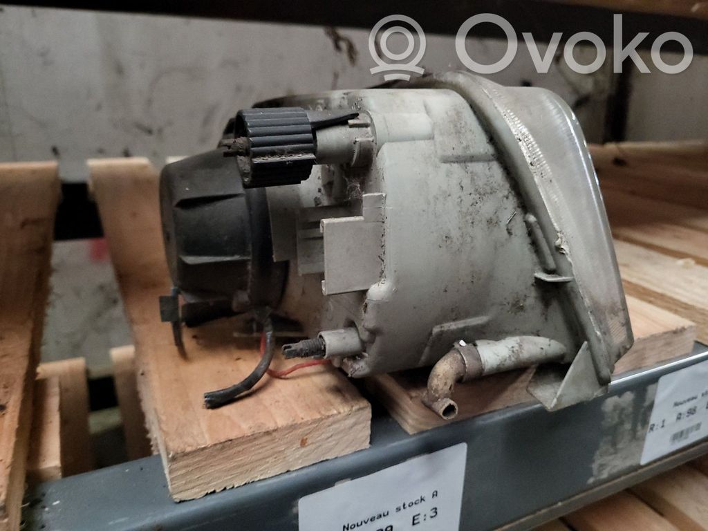 Renault Express Headlight/headlamp 
