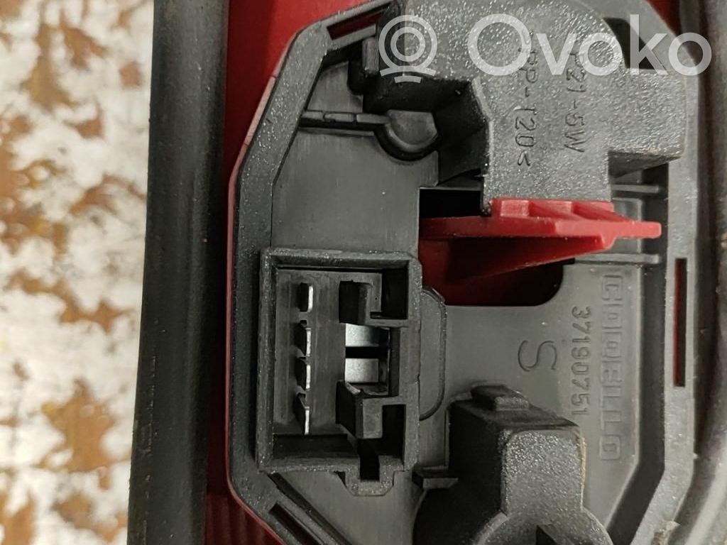 Alfa Romeo 145 - 146 Lampa tylna 