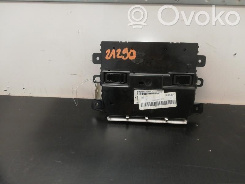 Climate control unit   64113456812
