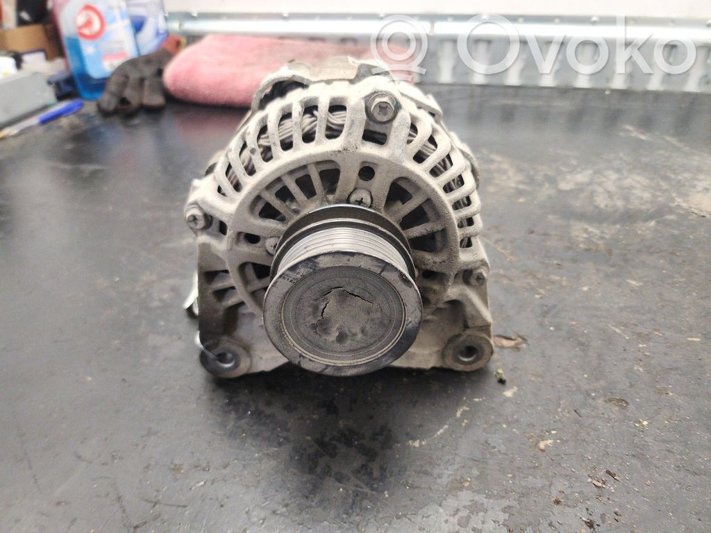 Renault Clio II Ģenerators 