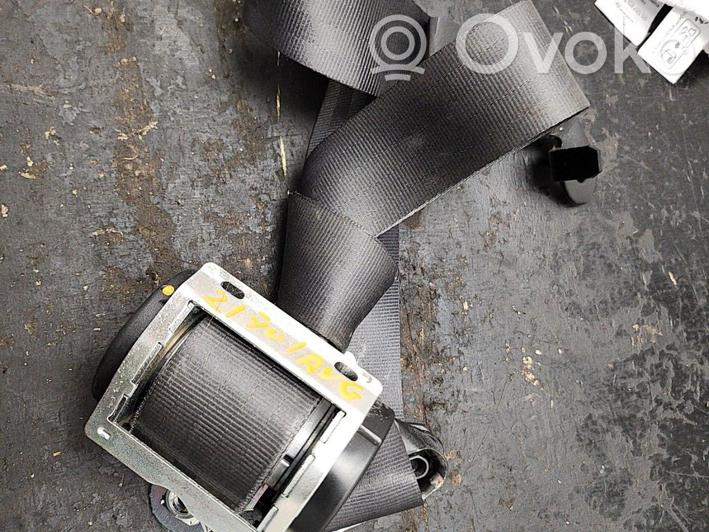 Opel Corsa E Cinturón delantero 