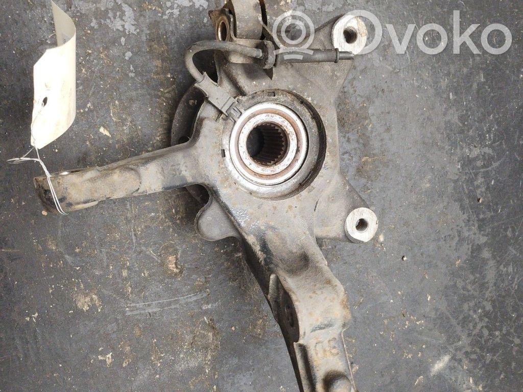 Renault Kangoo II Front wheel hub spindle knuckle 