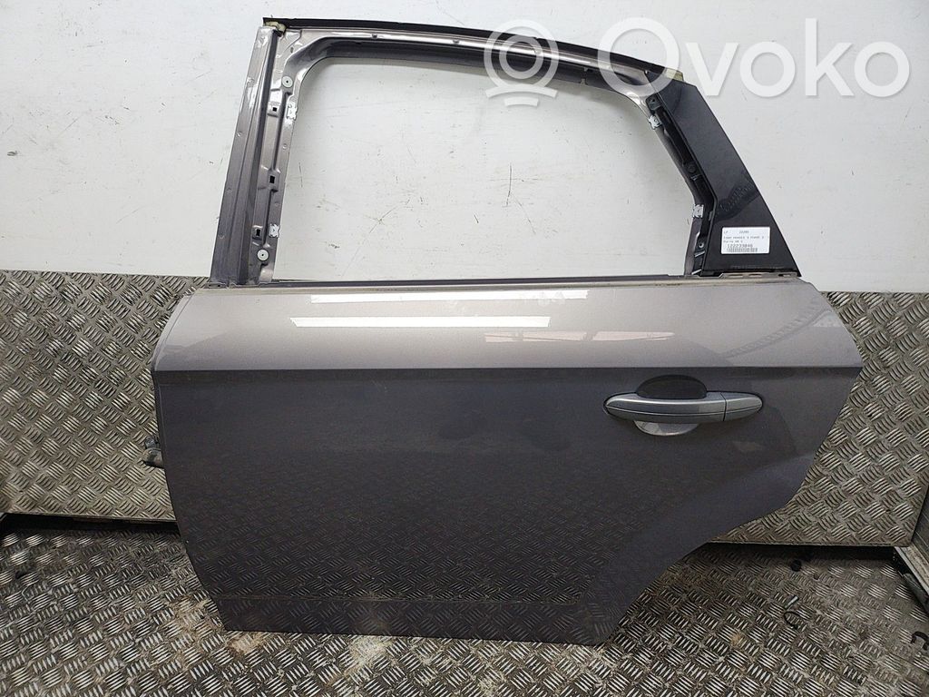 Ford Mondeo MK IV Puerta trasera 