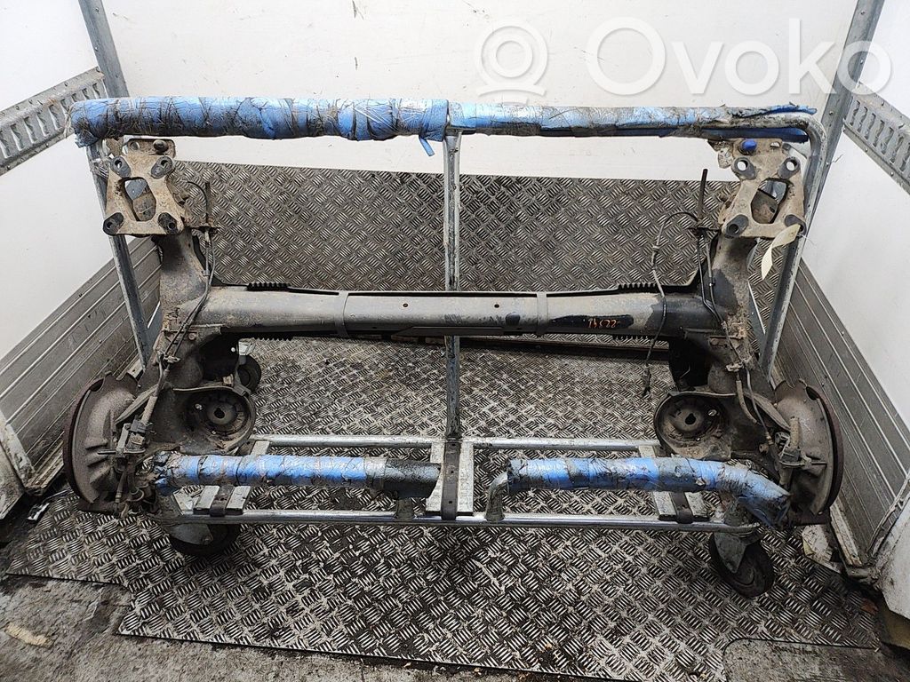 Peugeot Partner Set del kit di montaggio della sospensione posteriore 
