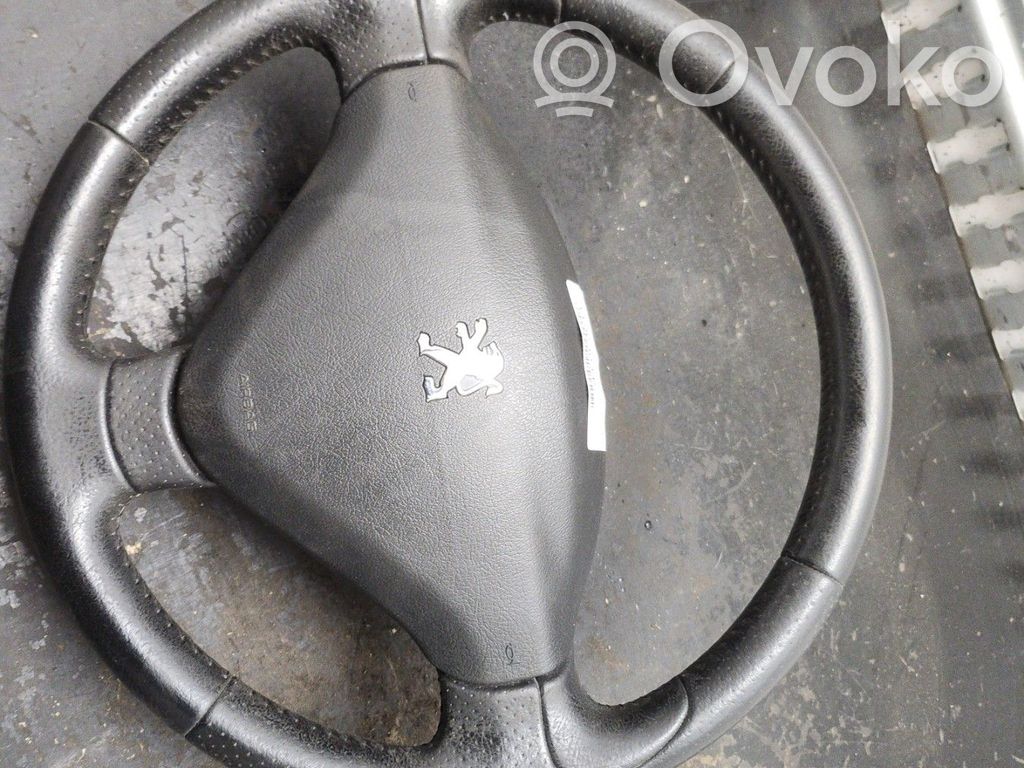 Peugeot 207 Ohjauspyörä 