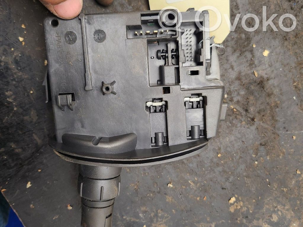 Renault Modus Valytuvų rankenėlė 