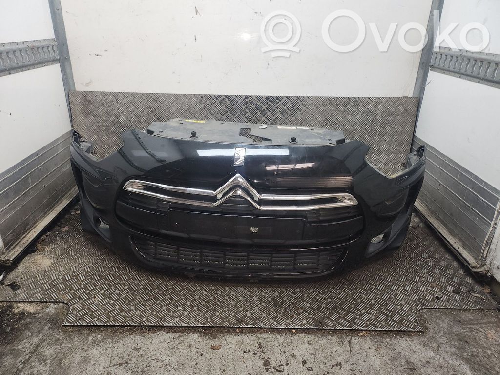 Citroen DS5 Parachoques delantero 