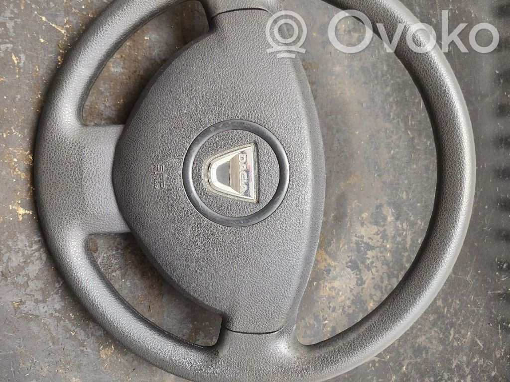 Dacia Sandero Ohjauspyörä 