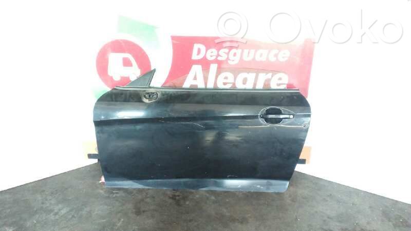 Puerta delantera   760032C300