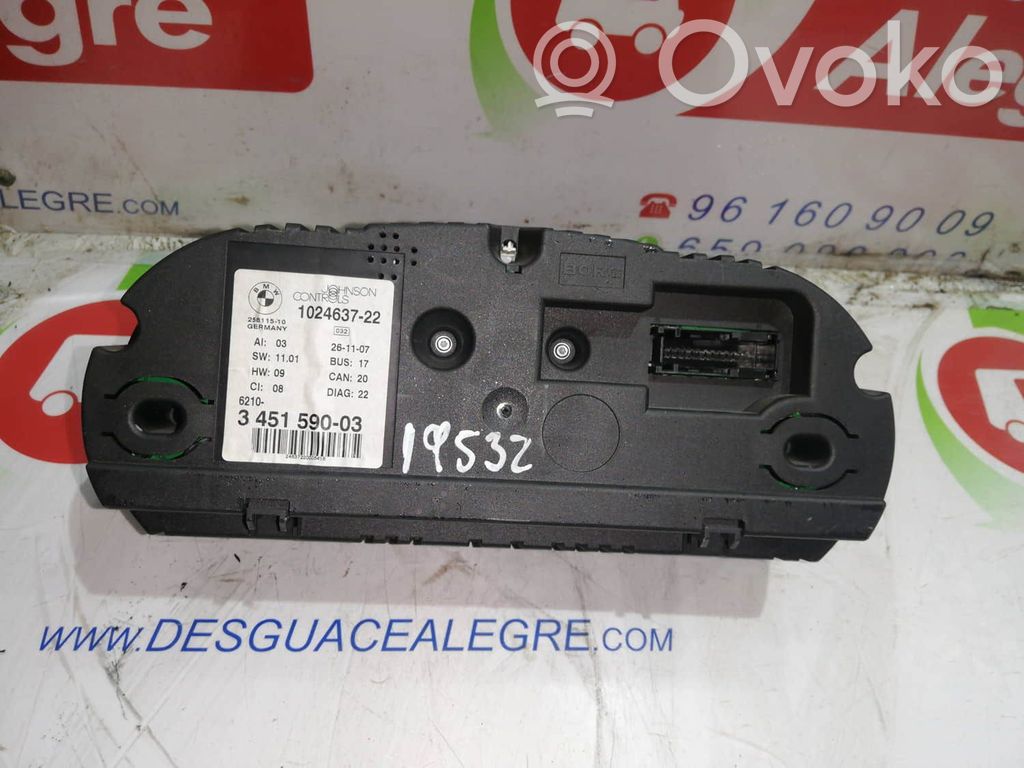 Geschwindigkeitsmesser Cockpit   345159003