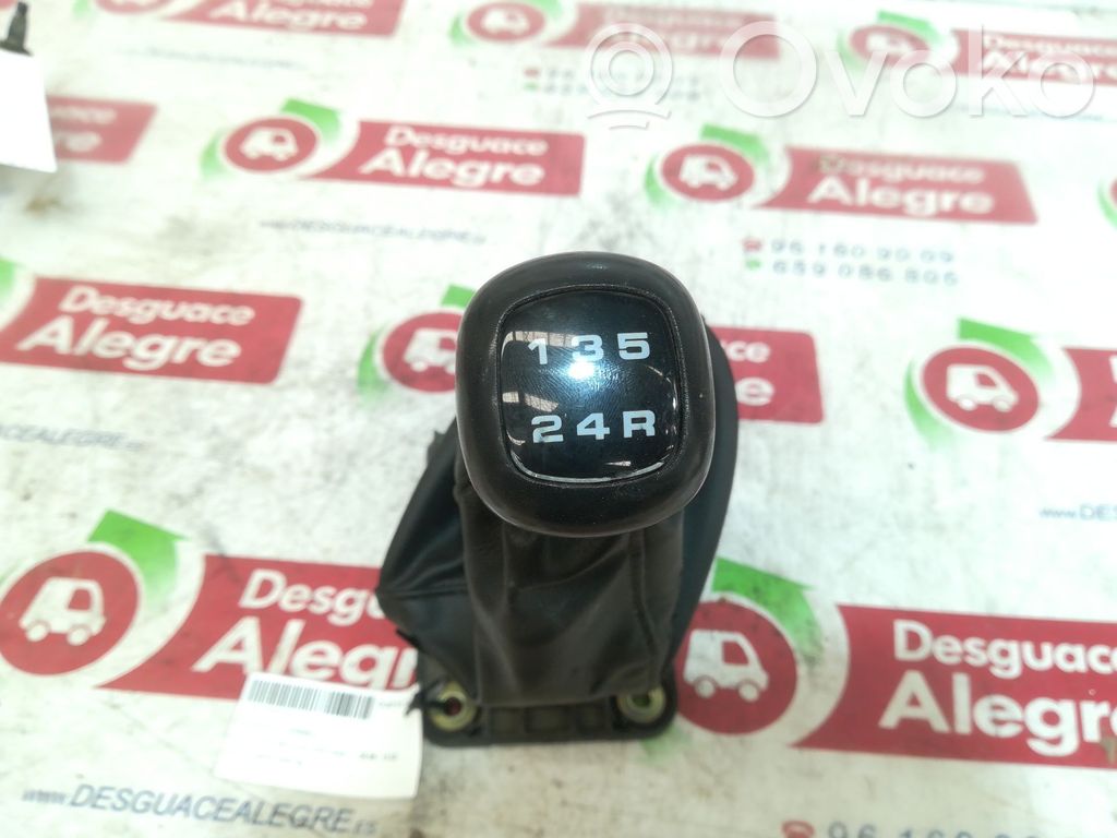 Ford Focus Gear shifter/selector 